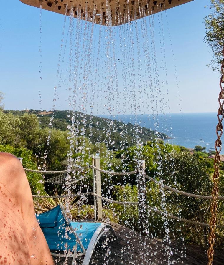 Appartement Les Oreades, studio le marin avec vue mer imprenable à Île du Levant Extérieur photo