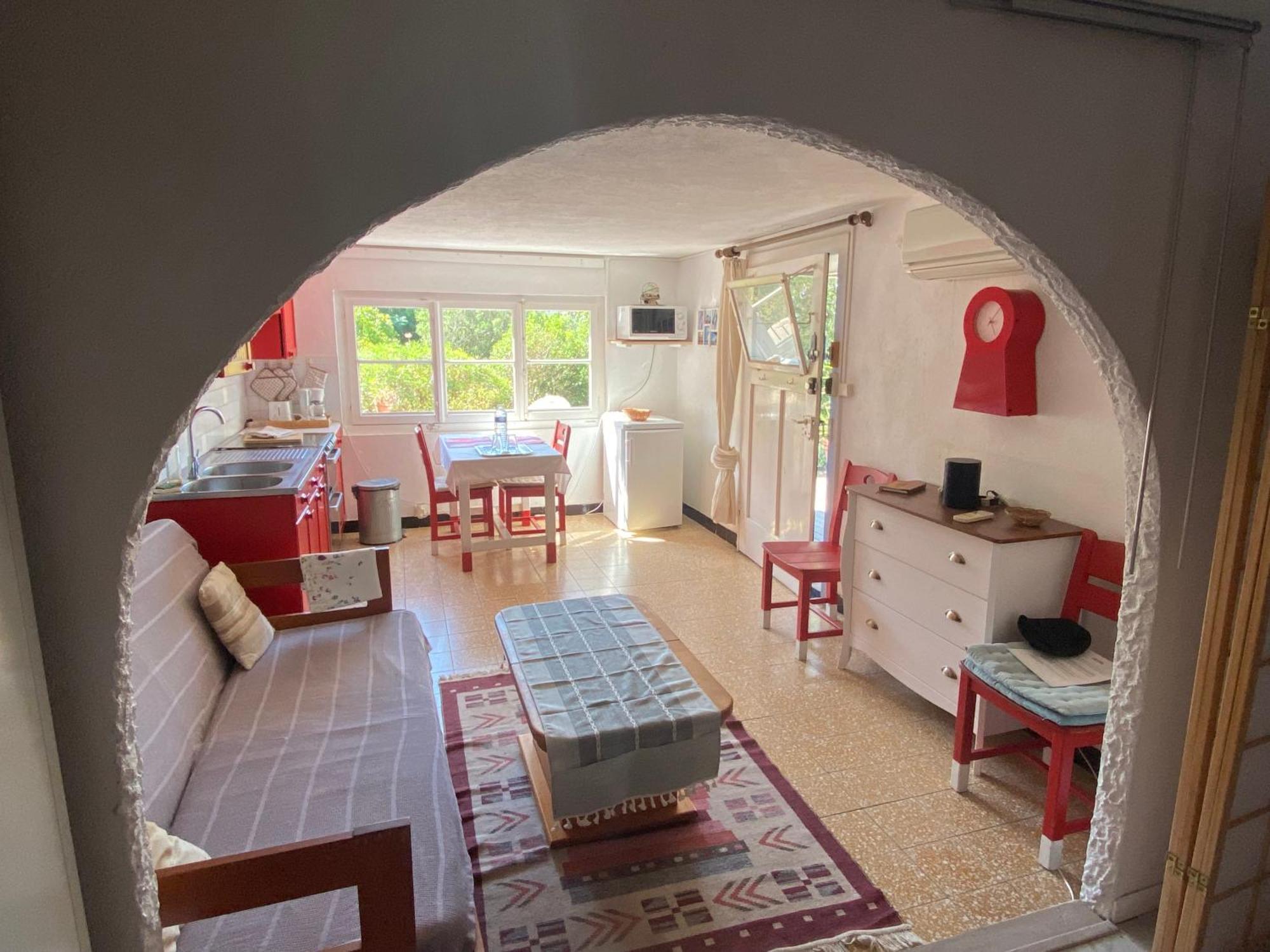 Appartement Les Oreades, studio le marin avec vue mer imprenable à Île du Levant Extérieur photo